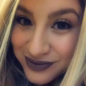 Meet your Posher, Rocio